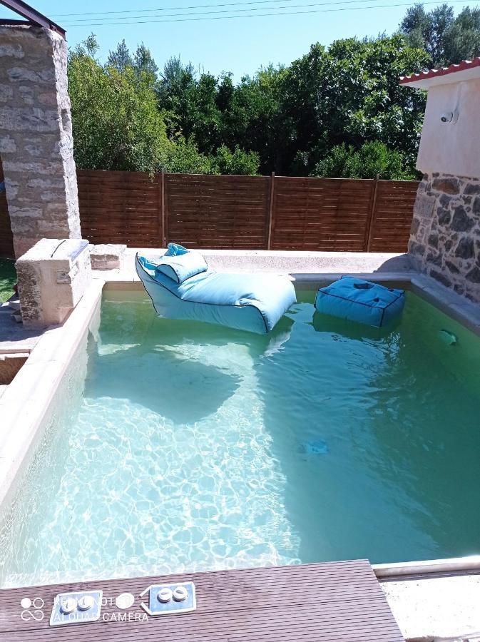 Περιβόλι Του Οδυσσέα Villa Volissos Bagian luar foto