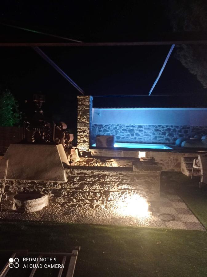 Περιβόλι Του Οδυσσέα Villa Volissos Bagian luar foto